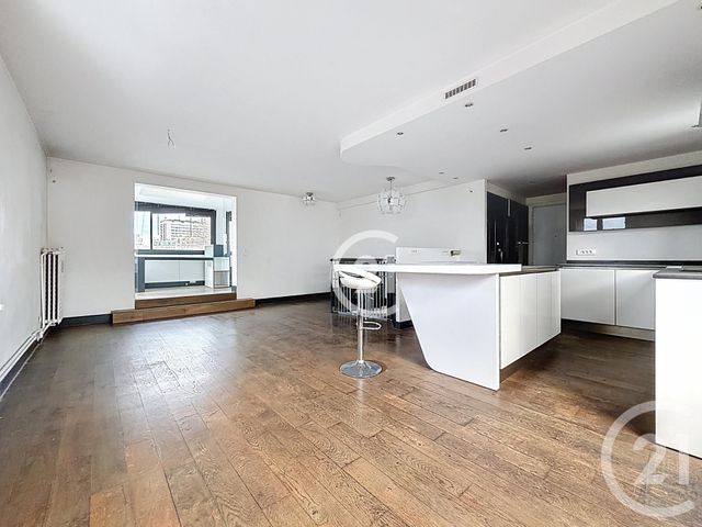 Appartement Duplex à vendre - 5 pièces - 130.86 m2 - MONTREUIL - 93 - ILE-DE-FRANCE - Century 21 Croix De Chavaux