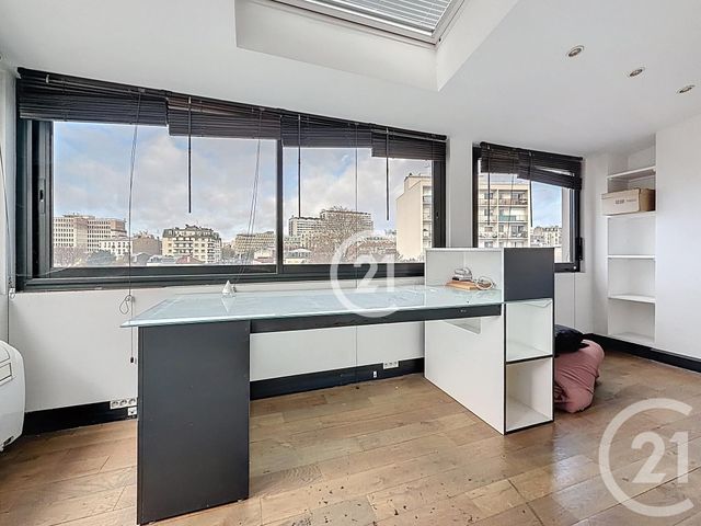 Appartement Duplex à vendre - 5 pièces - 130.86 m2 - MONTREUIL - 93 - ILE-DE-FRANCE - Century 21 Croix De Chavaux