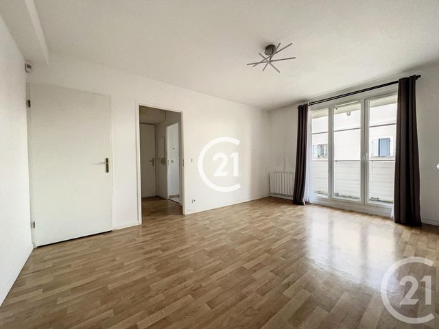 Appartement F2 à louer - 2 pièces - 41.1 m2 - MONTREUIL - 93 - ILE-DE-FRANCE - Century 21 Croix De Chavaux