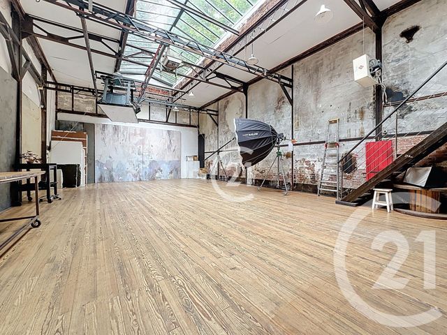 Appartement F5 à vendre - 5 pièces - 277.75 m2 - MONTREUIL - 93 - ILE-DE-FRANCE - Century 21 Croix De Chavaux