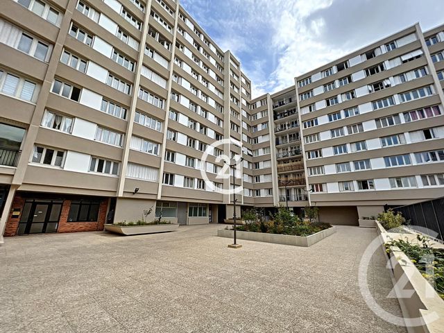 Appartement F3 à vendre - 3 pièces - 66.54 m2 - MONTREUIL - 93 - ILE-DE-FRANCE - Century 21 Croix De Chavaux