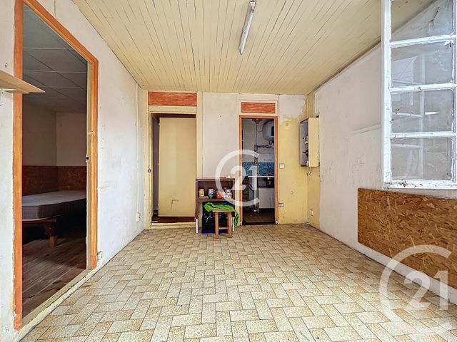 Afficher la photo en grand maison à vendre - 2 pièces - 27.88 m2 - MONTREUIL - 93 - ILE-DE-FRANCE - Century 21 Croix De Chavaux