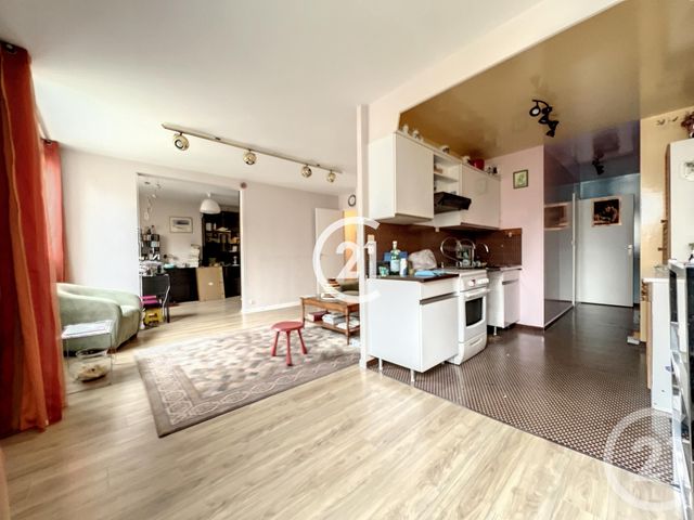 Appartement F3 à vendre - 3 pièces - 73.15 m2 - MONTREUIL - 93 - ILE-DE-FRANCE - Century 21 Croix De Chavaux