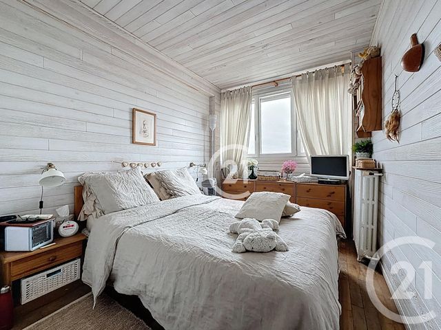 Appartement F4 à vendre - 4 pièces - 60.42 m2 - MONTREUIL - 93 - ILE-DE-FRANCE - Century 21 Croix De Chavaux