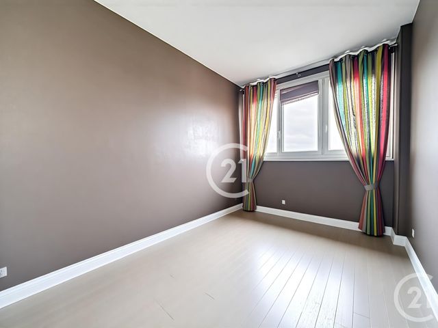 Appartement F4 à vendre - 4 pièces - 60.42 m2 - MONTREUIL - 93 - ILE-DE-FRANCE - Century 21 Croix De Chavaux