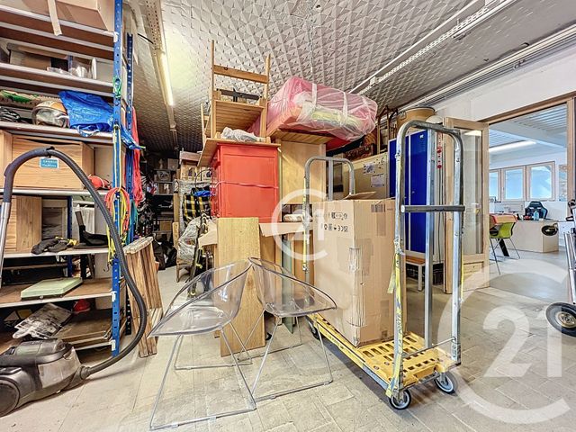 Appartement Local à vendre - 3 pièces - 130.0 m2 - MONTREUIL - 93 - ILE-DE-FRANCE - Century 21 Croix De Chavaux