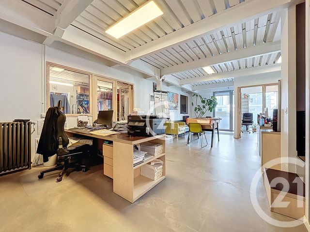 Appartement Local à vendre - 3 pièces - 130.0 m2 - MONTREUIL - 93 - ILE-DE-FRANCE - Century 21 Croix De Chavaux