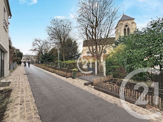 Appartement F3 à vendre - 3 pièces - 63.13 m2 - MONTREUIL - 93 - ILE-DE-FRANCE - Century 21 Croix De Chavaux