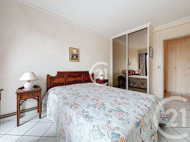 Appartement F3 à vendre - 3 pièces - 63.13 m2 - MONTREUIL - 93 - ILE-DE-FRANCE - Century 21 Croix De Chavaux