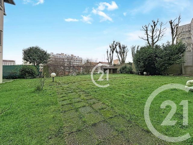 Appartement F3 à vendre - 3 pièces - 63.13 m2 - MONTREUIL - 93 - ILE-DE-FRANCE - Century 21 Croix De Chavaux