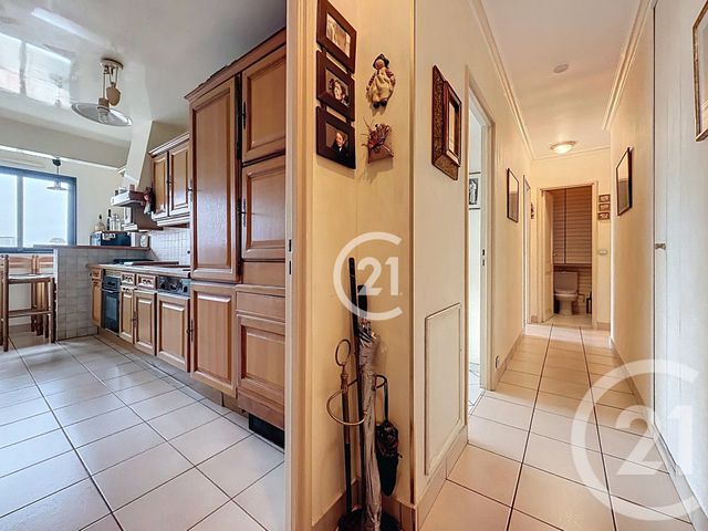 Appartement F3 à vendre - 3 pièces - 63.13 m2 - MONTREUIL - 93 - ILE-DE-FRANCE - Century 21 Croix De Chavaux