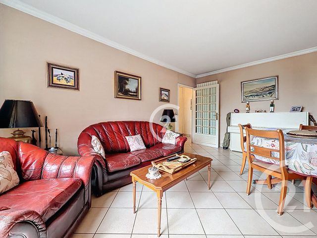 Appartement F3 à vendre - 3 pièces - 63.13 m2 - MONTREUIL - 93 - ILE-DE-FRANCE - Century 21 Croix De Chavaux