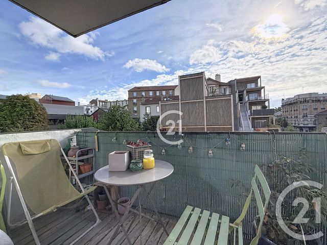 Appartement F2 à vendre - 2 pièces - 48.43 m2 - MONTREUIL - 93 - ILE-DE-FRANCE - Century 21 Croix De Chavaux