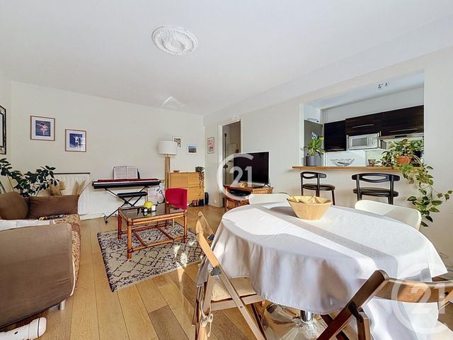 Appartement F2 à vendre - 2 pièces - 48.43 m2 - MONTREUIL - 93 - ILE-DE-FRANCE - Century 21 Croix De Chavaux