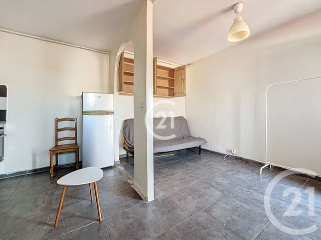 Afficher la photo en grand Appartement F1 à vendre - 1 pièce - 19.0 m2 - BAGNOLET - 93 - ILE-DE-FRANCE - Century 21 Croix De Chavaux