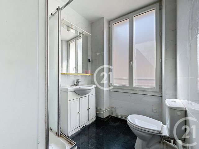Appartement F3 à vendre - 3 pièces - 62.68 m2 - MONTREUIL - 93 - ILE-DE-FRANCE - Century 21 Croix De Chavaux