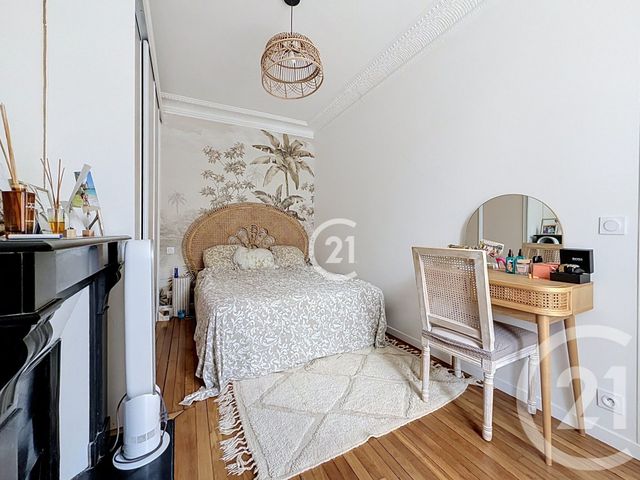 Appartement F3 à vendre - 3 pièces - 57.68 m2 - MONTREUIL - 93 - ILE-DE-FRANCE - Century 21 Croix De Chavaux