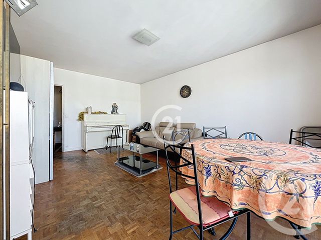 Appartement F2 à vendre - 2 pièces - 56.19 m2 - MONTREUIL - 93 - ILE-DE-FRANCE - Century 21 Croix De Chavaux