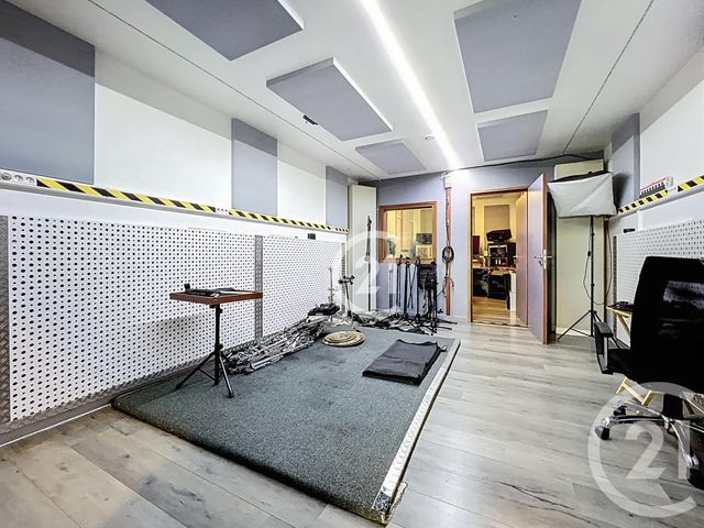 maison à vendre - 4 pièces - 175.15 m2 - MONTREUIL - 93 - ILE-DE-FRANCE - Century 21 Croix De Chavaux