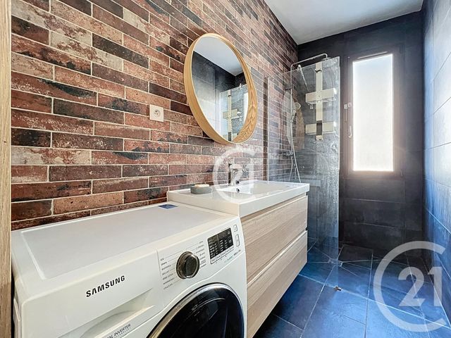 maison à vendre - 4 pièces - 175.15 m2 - MONTREUIL - 93 - ILE-DE-FRANCE - Century 21 Croix De Chavaux