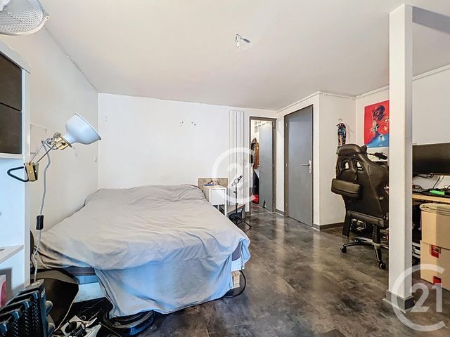 maison à vendre - 4 pièces - 175.15 m2 - MONTREUIL - 93 - ILE-DE-FRANCE - Century 21 Croix De Chavaux