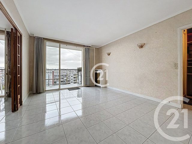 Appartement F3 à vendre - 3 pièces - 70.16 m2 - MONTREUIL - 93 - ILE-DE-FRANCE - Century 21 Croix De Chavaux