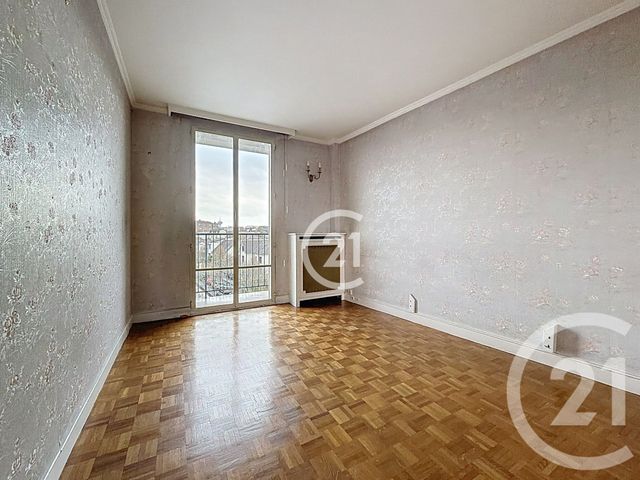 Appartement F3 à vendre - 3 pièces - 70.16 m2 - MONTREUIL - 93 - ILE-DE-FRANCE - Century 21 Croix De Chavaux