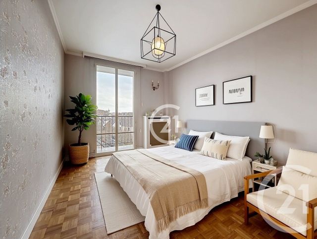 Appartement F3 à vendre - 3 pièces - 70.16 m2 - MONTREUIL - 93 - ILE-DE-FRANCE - Century 21 Croix De Chavaux