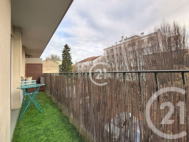 Appartement Studio à vendre - 2 pièces - 46.0 m2 - MONTREUIL - 93 - ILE-DE-FRANCE - Century 21 Croix De Chavaux