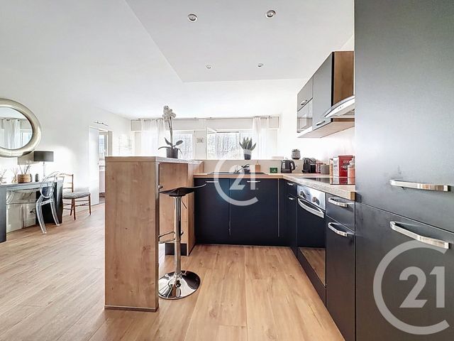 Appartement Studio à vendre - 2 pièces - 46.0 m2 - MONTREUIL - 93 - ILE-DE-FRANCE - Century 21 Croix De Chavaux