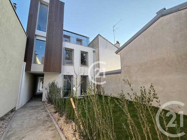maison à vendre - 4 pièces - 112.33 m2 - MONTREUIL - 93 - ILE-DE-FRANCE - Century 21 Croix De Chavaux