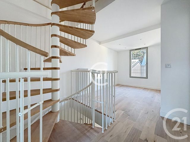 maison à vendre - 4 pièces - 112.33 m2 - MONTREUIL - 93 - ILE-DE-FRANCE - Century 21 Croix De Chavaux