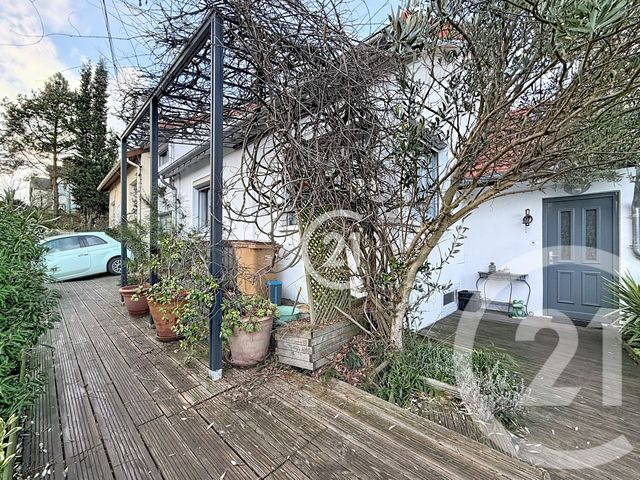 maison à vendre - 6 pièces - 125.0 m2 - MONTREUIL - 93 - ILE-DE-FRANCE - Century 21 Croix De Chavaux