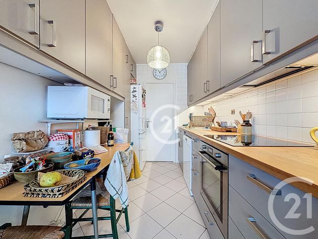 Appartement F4 à vendre - 4 pièces - 84.45 m2 - BAGNOLET - 93 - ILE-DE-FRANCE - Century 21 Croix De Chavaux
