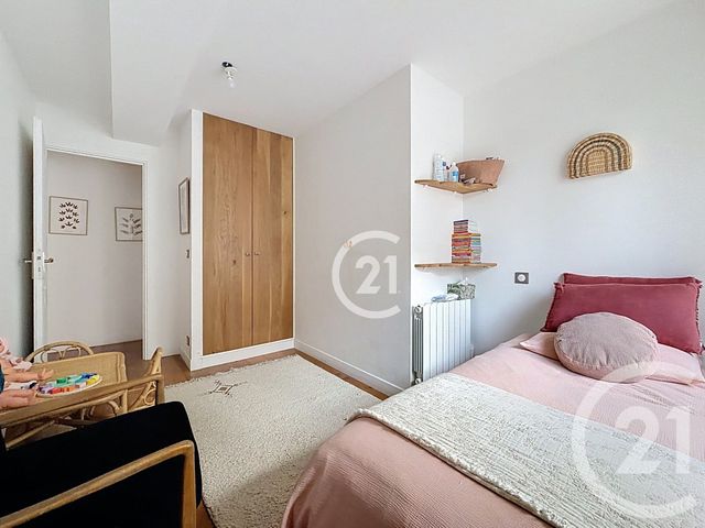 Appartement F4 à vendre - 4 pièces - 83.01 m2 - MONTREUIL - 93 - ILE-DE-FRANCE - Century 21 Croix De Chavaux