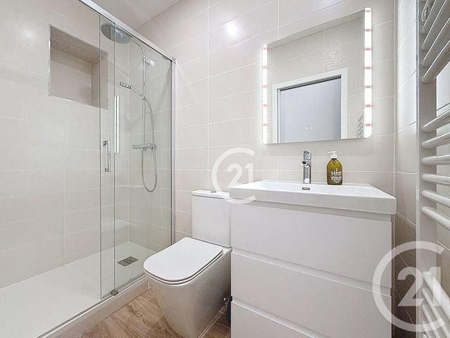 Appartement T1 à vendre - 2 pièces - 26.1 m2 - MONTREUIL - 93 - ILE-DE-FRANCE - Century 21 Croix De Chavaux