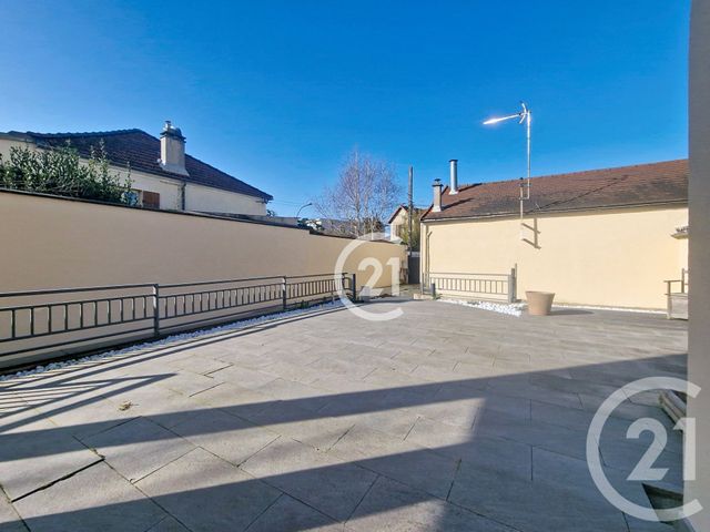 maison à vendre - 7 pièces - 280.0 m2 - ST MAUR DES FOSSES - 94 - ILE-DE-FRANCE - Century 21 Croix De Chavaux