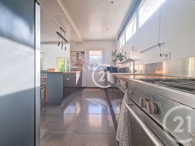 maison à vendre - 7 pièces - 280.0 m2 - ST MAUR DES FOSSES - 94 - ILE-DE-FRANCE - Century 21 Croix De Chavaux