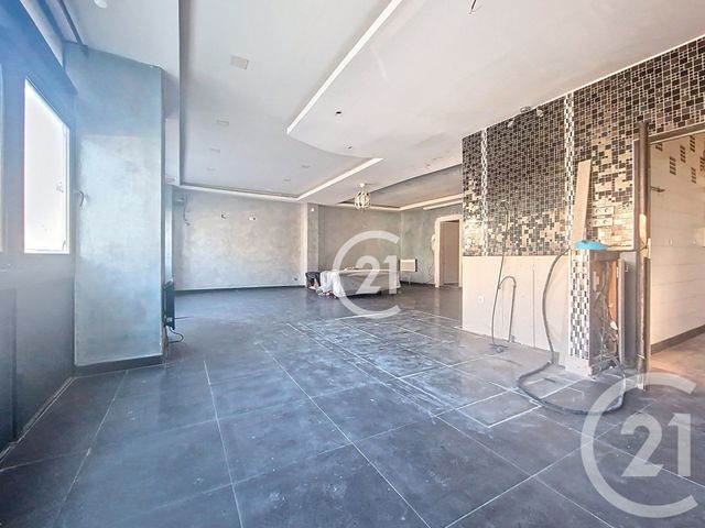 maison à vendre - 7 pièces - 280.0 m2 - ST MAUR DES FOSSES - 94 - ILE-DE-FRANCE - Century 21 Croix De Chavaux