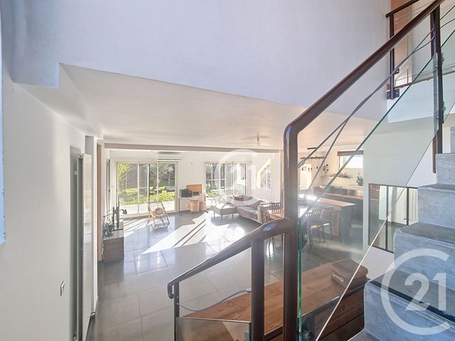 maison à vendre - 7 pièces - 280.0 m2 - ST MAUR DES FOSSES - 94 - ILE-DE-FRANCE - Century 21 Croix De Chavaux