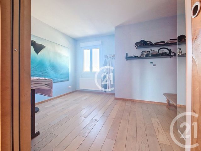 maison à vendre - 7 pièces - 280.0 m2 - ST MAUR DES FOSSES - 94 - ILE-DE-FRANCE - Century 21 Croix De Chavaux