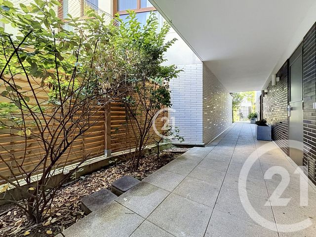 Appartement F3 à vendre - 3 pièces - 64.82 m2 - MONTREUIL - 93 - ILE-DE-FRANCE - Century 21 Croix De Chavaux