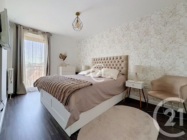Appartement F3 à vendre - 3 pièces - 64.82 m2 - MONTREUIL - 93 - ILE-DE-FRANCE - Century 21 Croix De Chavaux