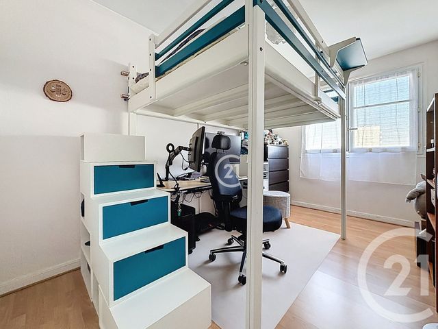 Appartement F3 à vendre - 3 pièces - 60.36 m2 - MONTREUIL - 93 - ILE-DE-FRANCE - Century 21 Croix De Chavaux