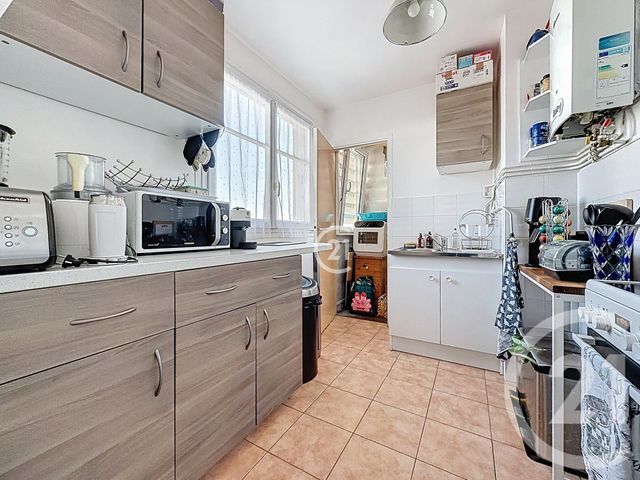 Appartement F3 à vendre - 3 pièces - 60.36 m2 - MONTREUIL - 93 - ILE-DE-FRANCE - Century 21 Croix De Chavaux