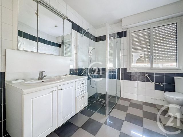 maison à vendre - 5 pièces - 127.0 m2 - BAGNOLET - 93 - ILE-DE-FRANCE - Century 21 Croix De Chavaux