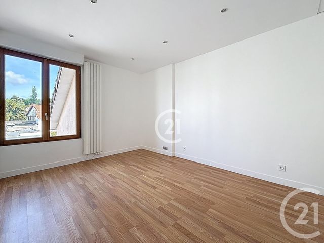 maison à vendre - 5 pièces - 127.0 m2 - BAGNOLET - 93 - ILE-DE-FRANCE - Century 21 Croix De Chavaux