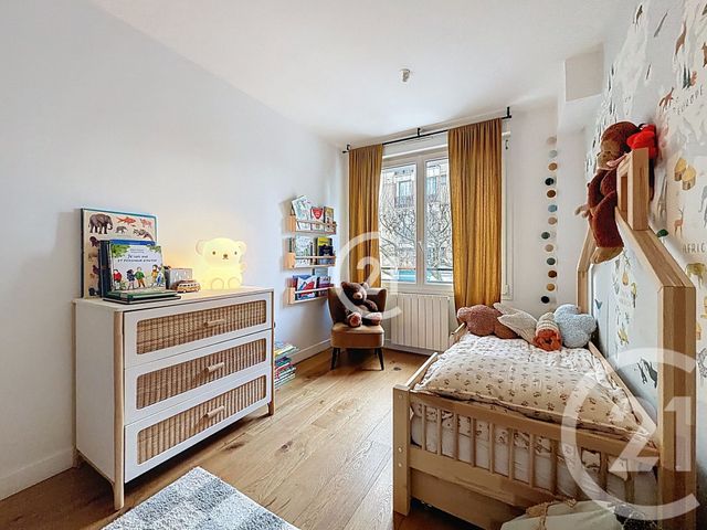 Appartement F4 à vendre - 4 pièces - 83.01 m2 - MONTREUIL - 93 - ILE-DE-FRANCE - Century 21 Croix De Chavaux