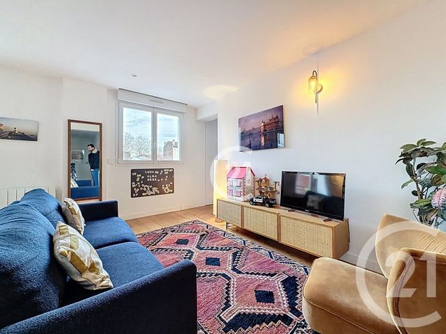 Appartement F4 à vendre - 4 pièces - 83.01 m2 - MONTREUIL - 93 - ILE-DE-FRANCE - Century 21 Croix De Chavaux