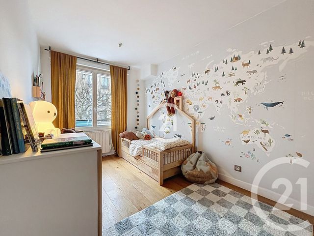 Appartement F4 à vendre - 4 pièces - 83.01 m2 - MONTREUIL - 93 - ILE-DE-FRANCE - Century 21 Croix De Chavaux